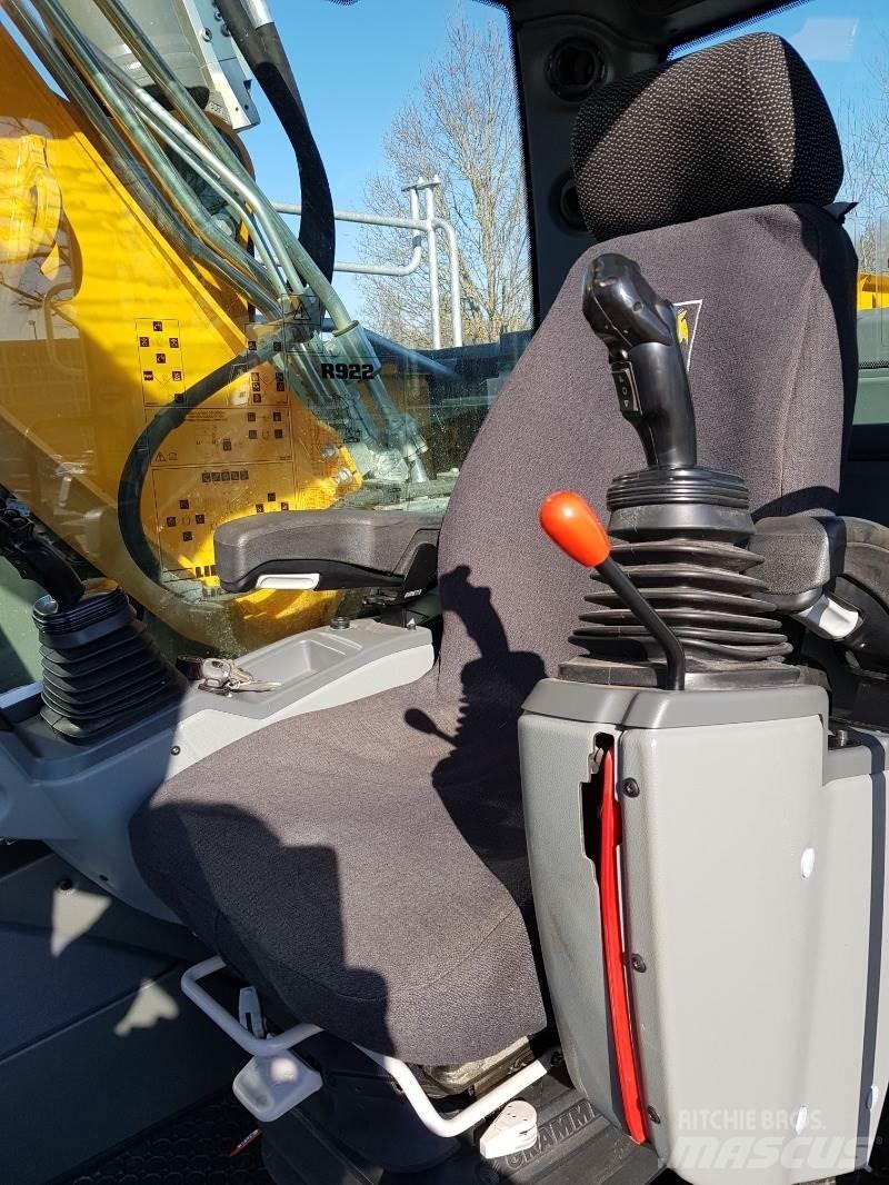 Liebherr R922 Rupsgraafmachines