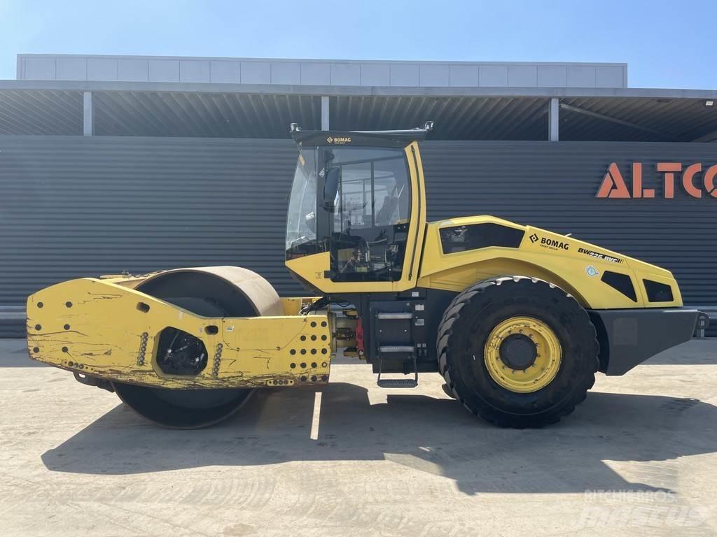 Bomag BW 226 BVC-5 Trilrolwalsen