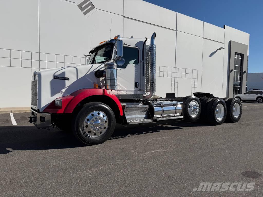 Kenworth T 800 Trekkers