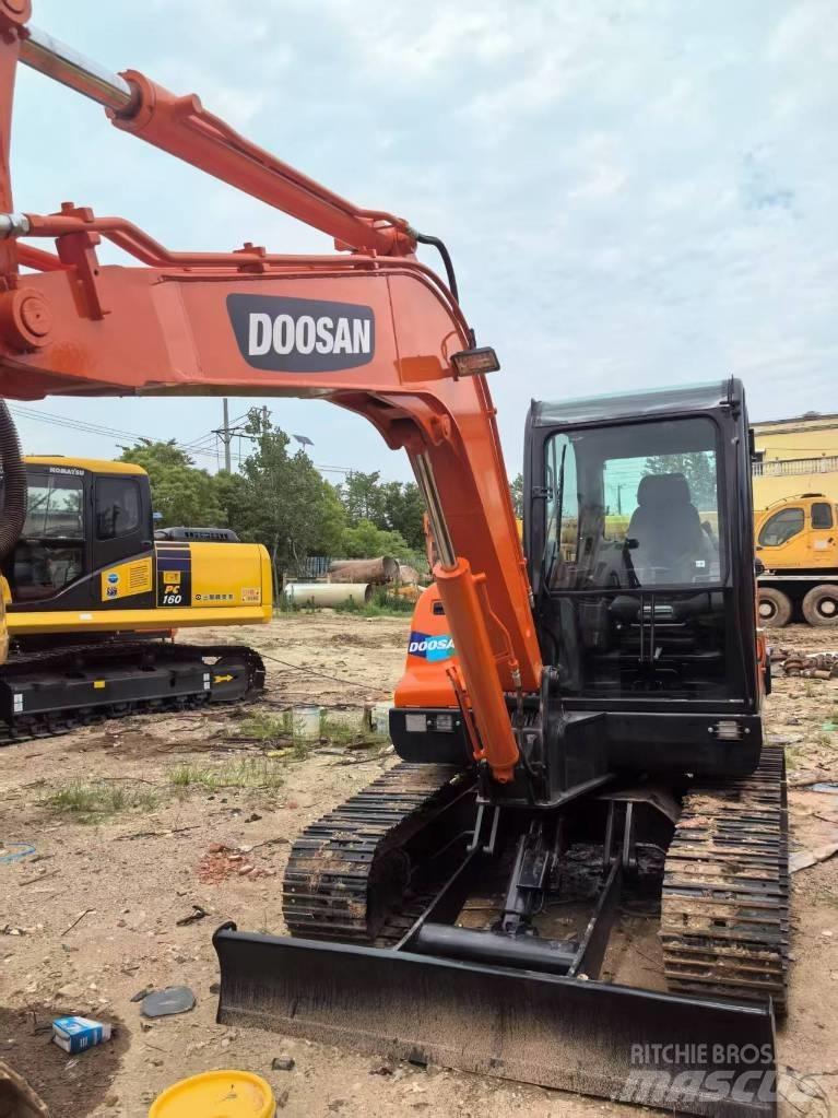 Doosan DX 60 Rupsgraafmachines