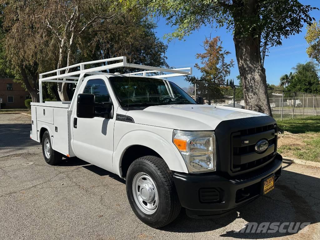Ford F 250 Bestelwagens met open laadbak