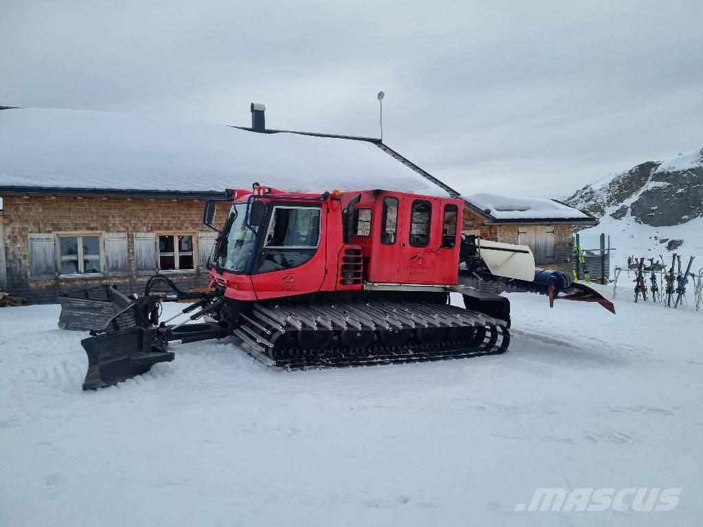  Pistenbully 300 DD Sneeuwruimers en -schuivers