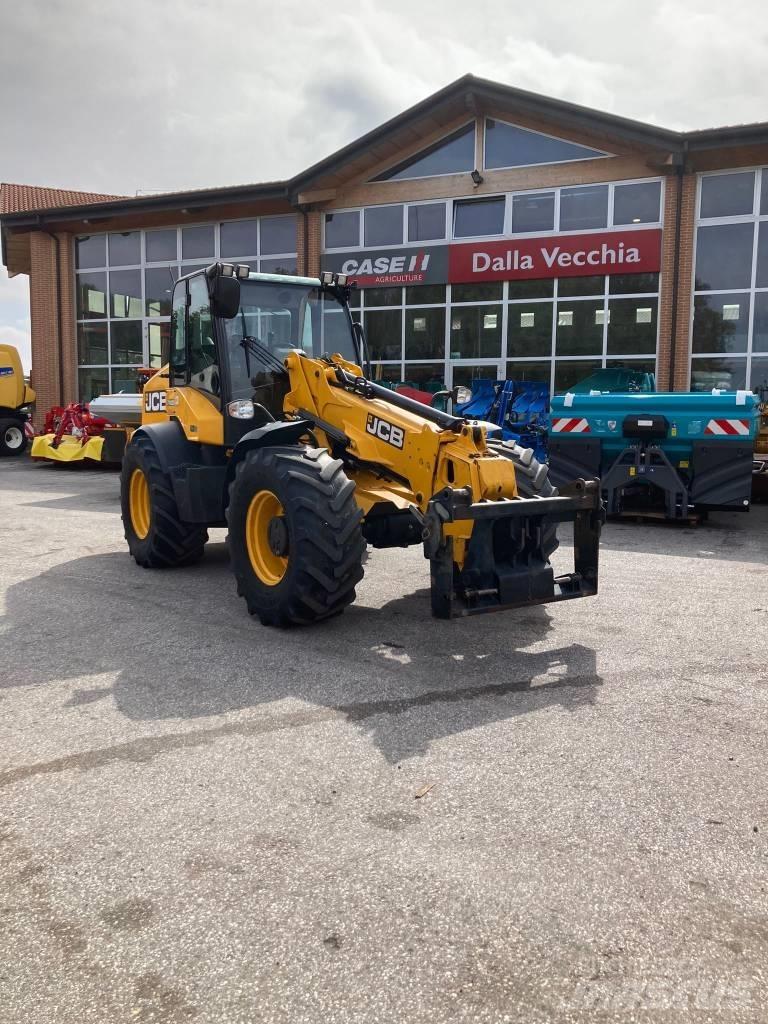 JCB TM 320 Verreikers voor landbouw