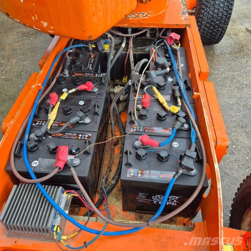 Niftylift HR 12 E Knikarmhoogwerkers