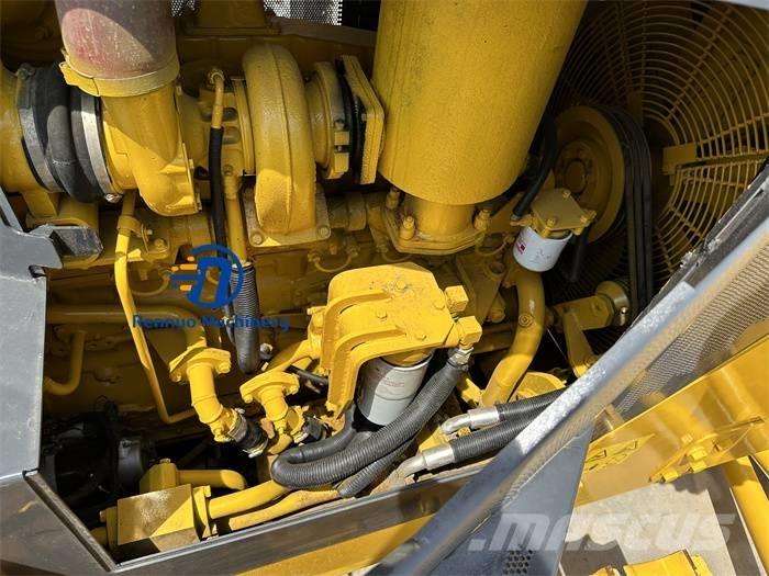 Shantui SD 32 Rupsdozers