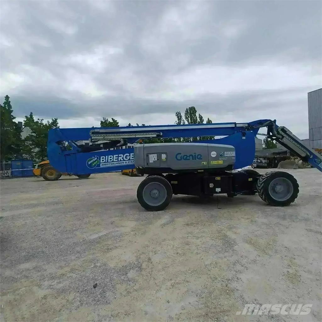 Genie ZX 135 Knikarmhoogwerkers