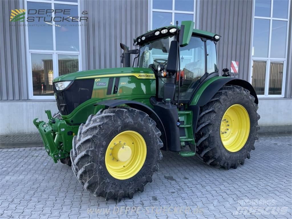John Deere 6R 250 Tractoren