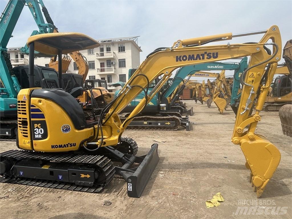 Komatsu PC30 Minigraafmachines < 7t