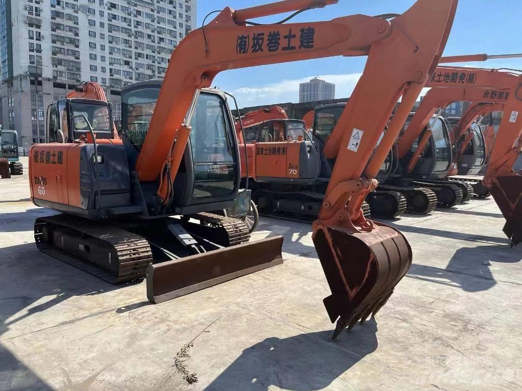 Hitachi ZX 60 Rupsgraafmachines