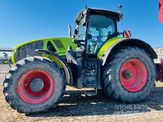 CLAAS Axion 950 Tractoren