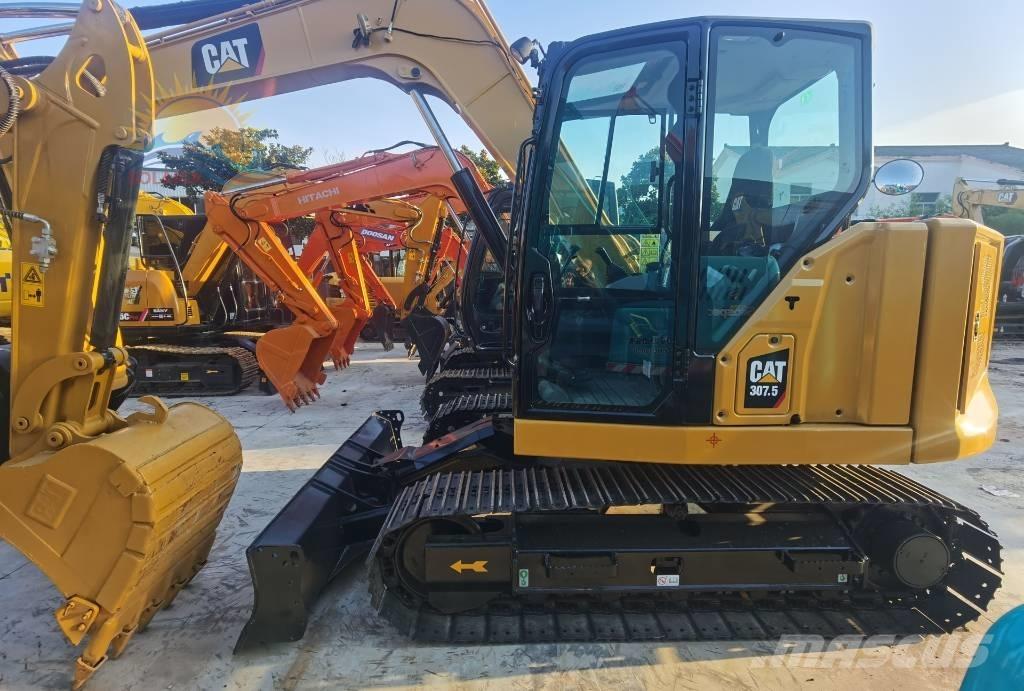 CAT 307.5 Midigraafmachines 7t - 12t