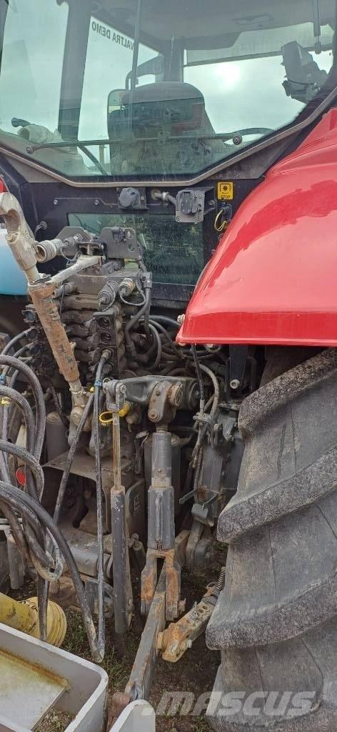 Valtra T 203 Tractoren