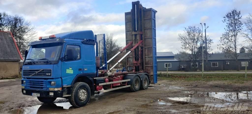 Volvo FM12 Vrachtwagen met containersysteem