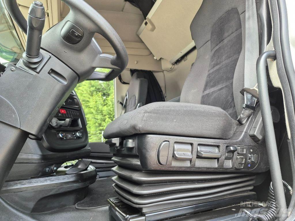 Iveco S-Way 490 Trekkers