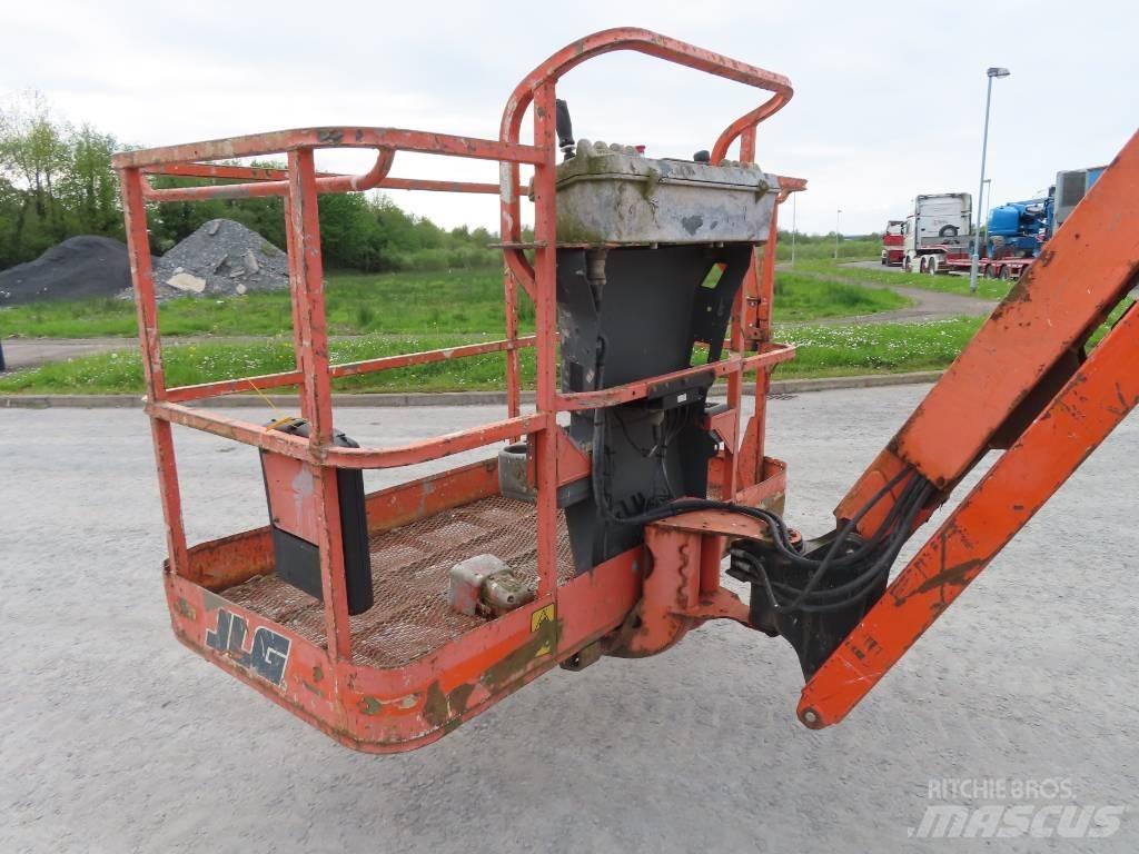JLG 800 AJ Knikarmhoogwerkers
