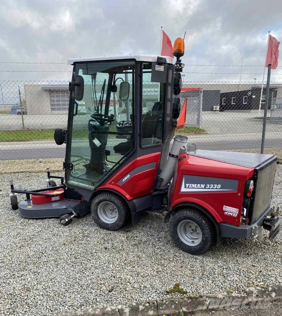 Timan 3330 Gemonteerde en gesleepte maaiers
