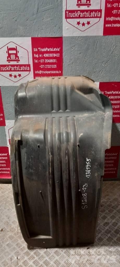 Scania 94 D.  1381955 Cabine en interieur