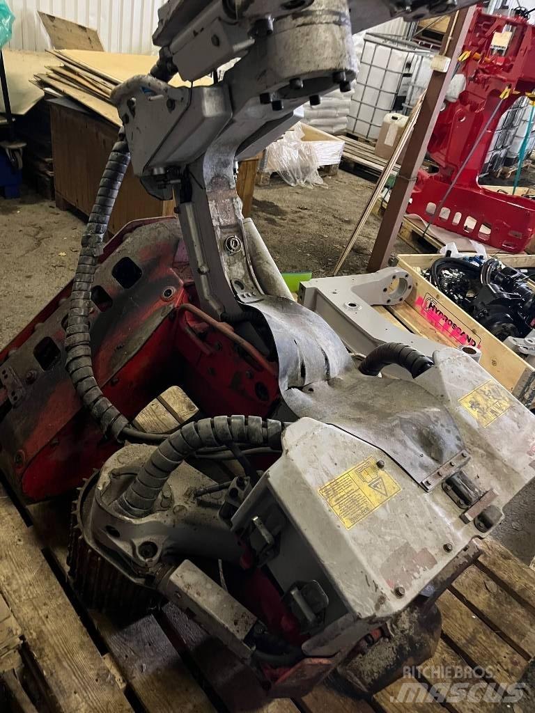 Log Max 4000T Boomvelkoppen
