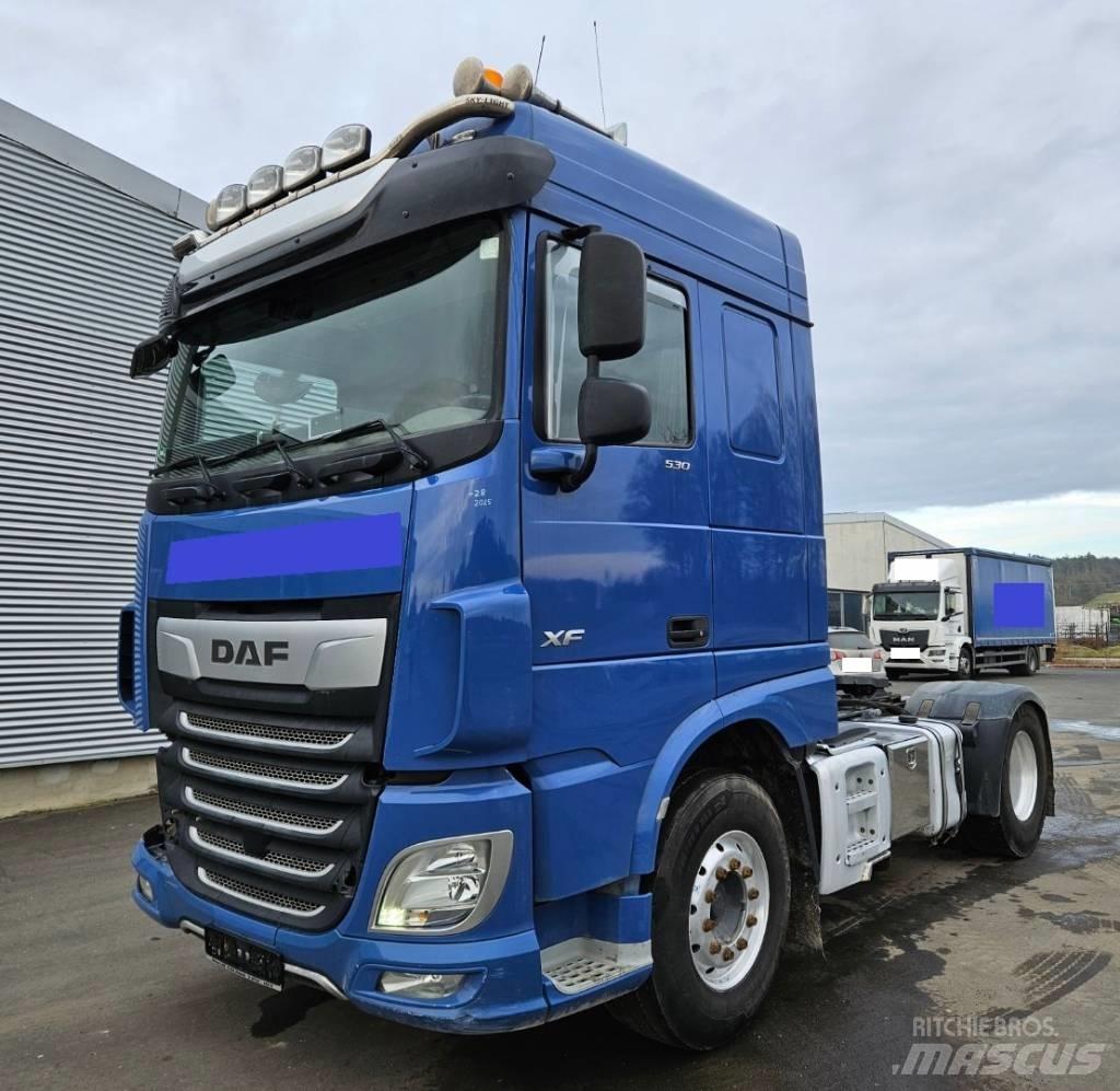 DAF XF 530 Unfall Trekkers