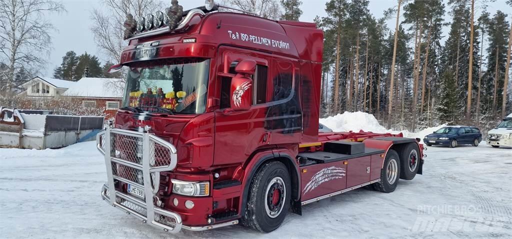 Scania P440 Containertrucks met kabelsysteem