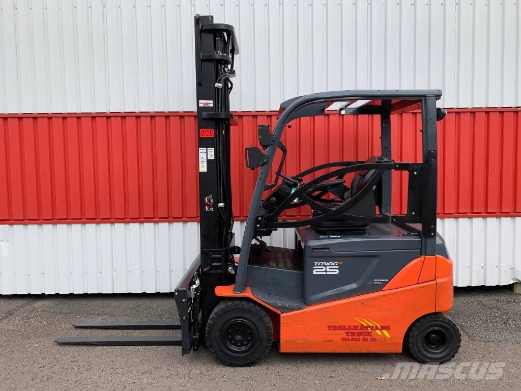 Toyota 8 FBMKT 25 Elektrische heftrucks