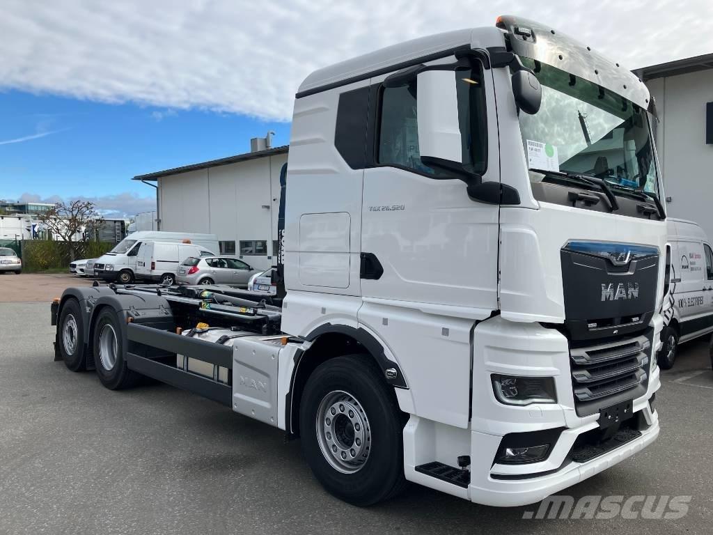 MAN TGX 26.520 Vrachtwagen met containersysteem