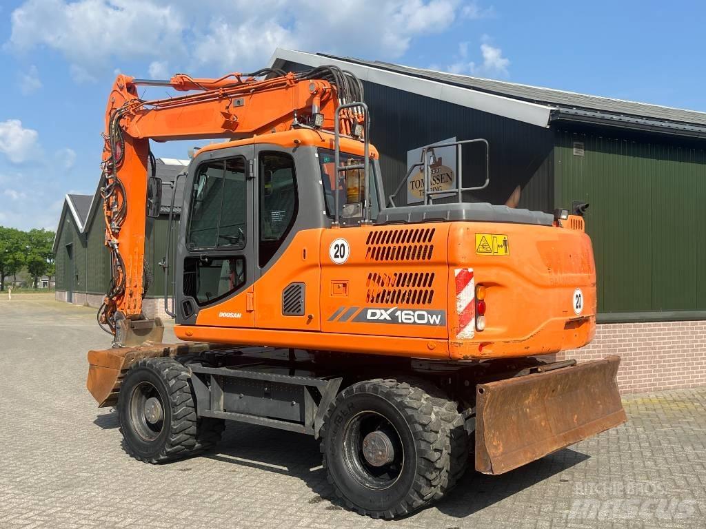 Doosan DX 160 W-3 Wielgraafmachines