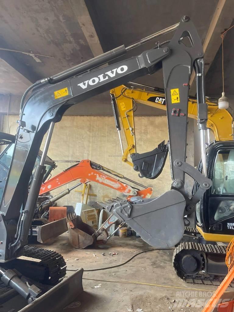 Volvo EC60D Rupsgraafmachines