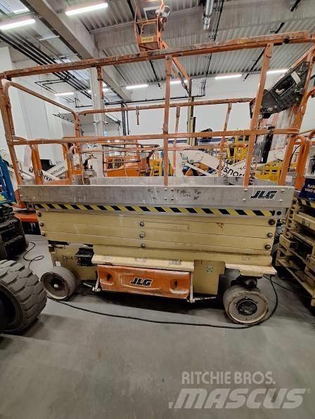 JLG 3246 ES Schaarhoogwerkers
