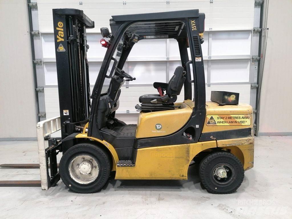 Yale GDP35VX Diesel heftrucks