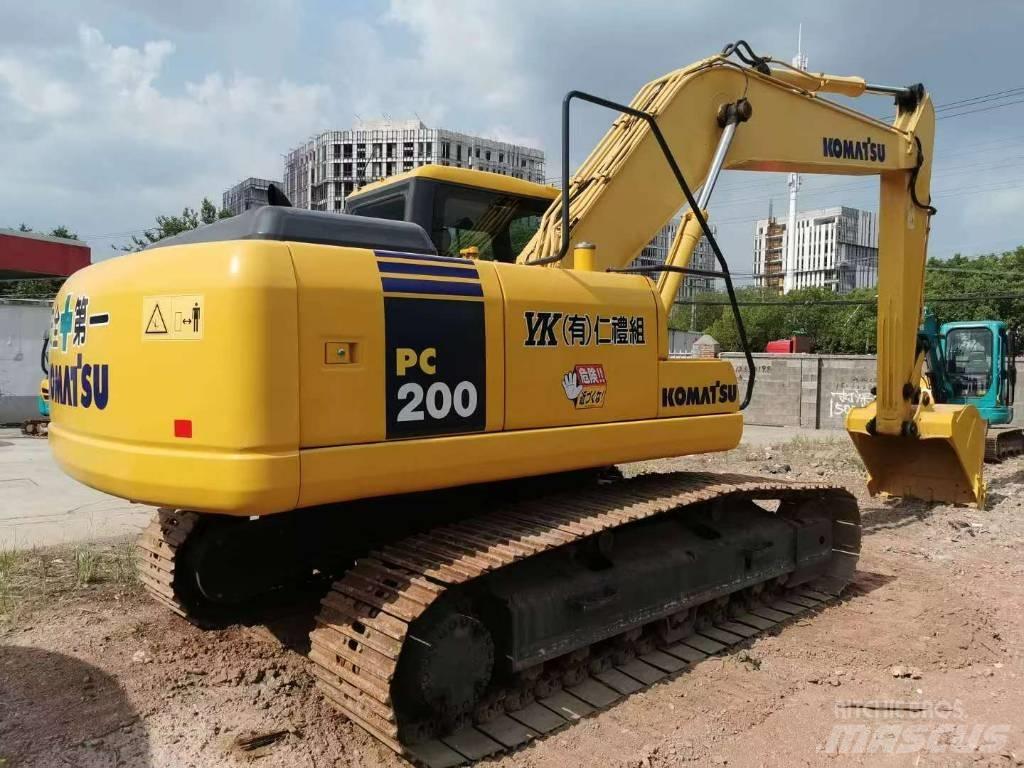 Komatsu PC 200 Rupsgraafmachines