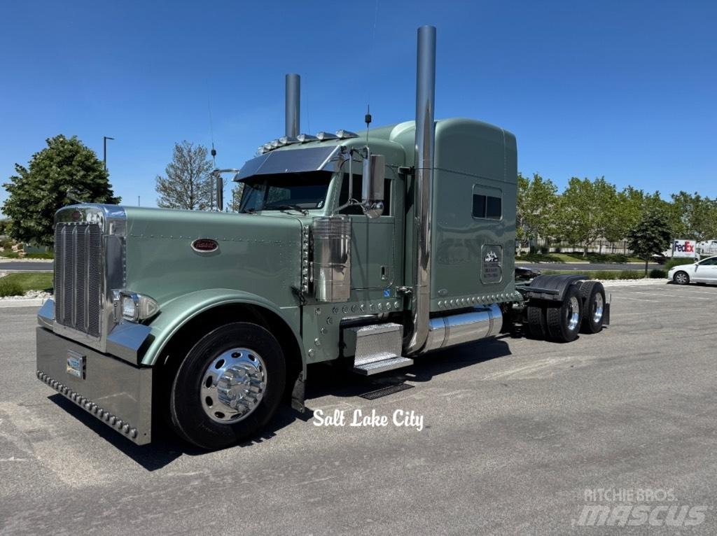 Peterbilt 379 Trekkers