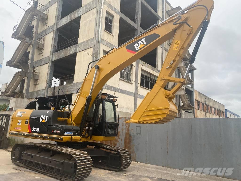 CAT 320 D Rupsgraafmachines