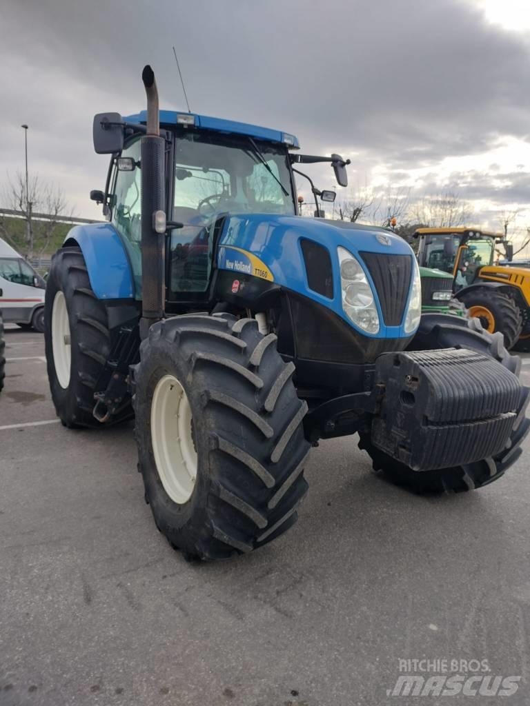 New Holland T 7060 Tractoren