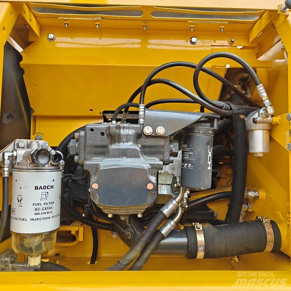 Komatsu 220-8 Rupsgraafmachines