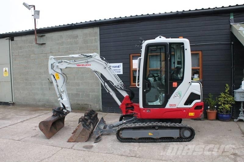 Takeuchi TB 225 Minigraafmachines < 7t
