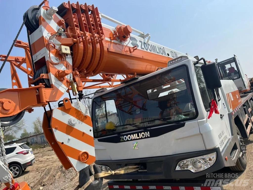 Zoomlion QY30V Kranen voor alle terreinen