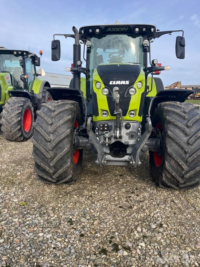 CLAAS AXION 870 Tractoren