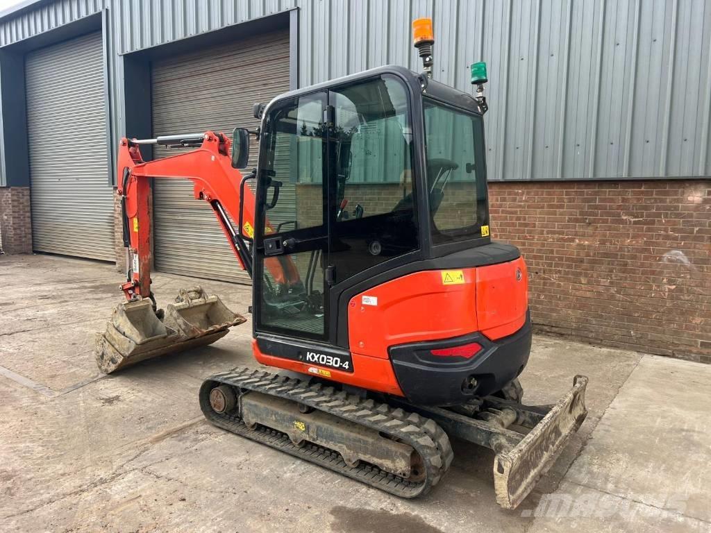 Kubota KX 030-4 Minigraafmachines < 7t