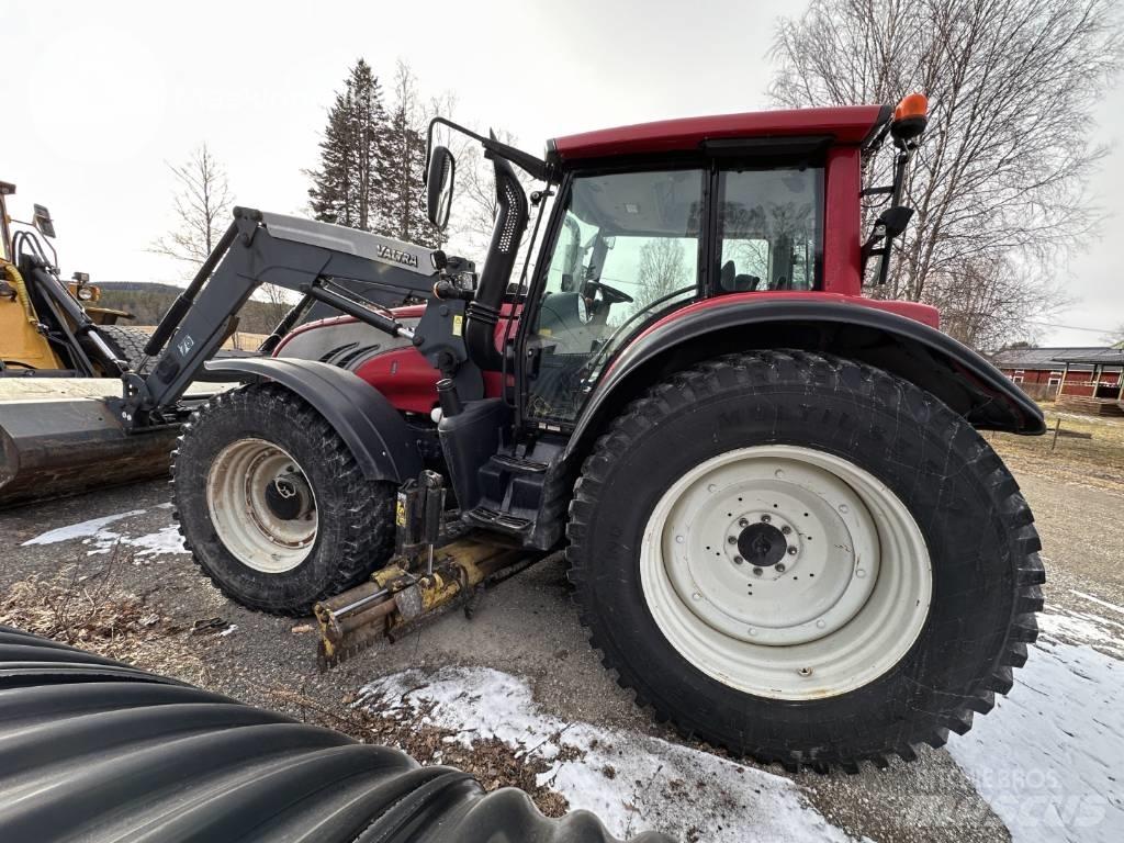 Valtra T 202 Tractoren