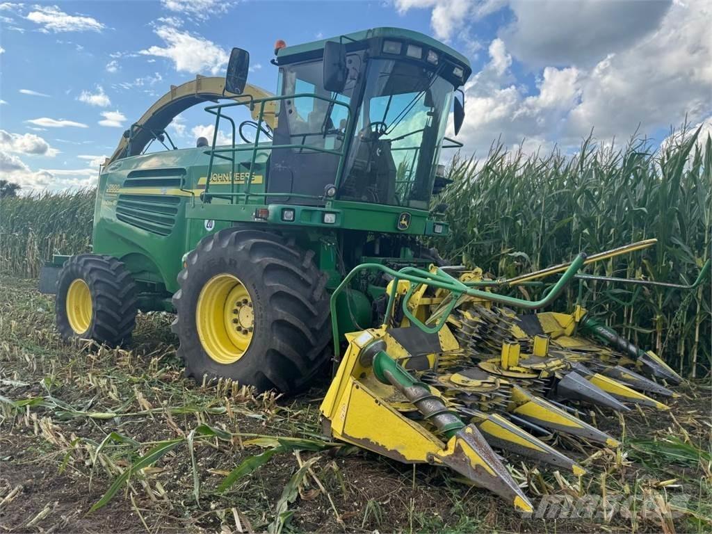 John Deere 7400 Zelfrijdende veldhakselaars