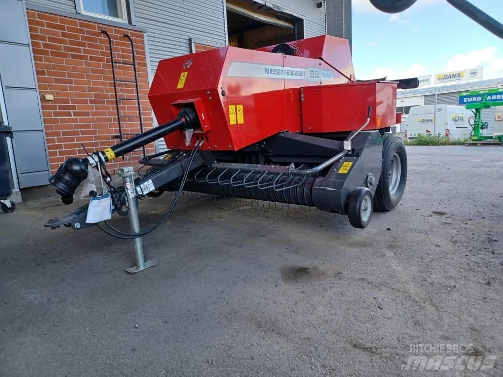 Massey Ferguson 1840 Vierkante balenpers