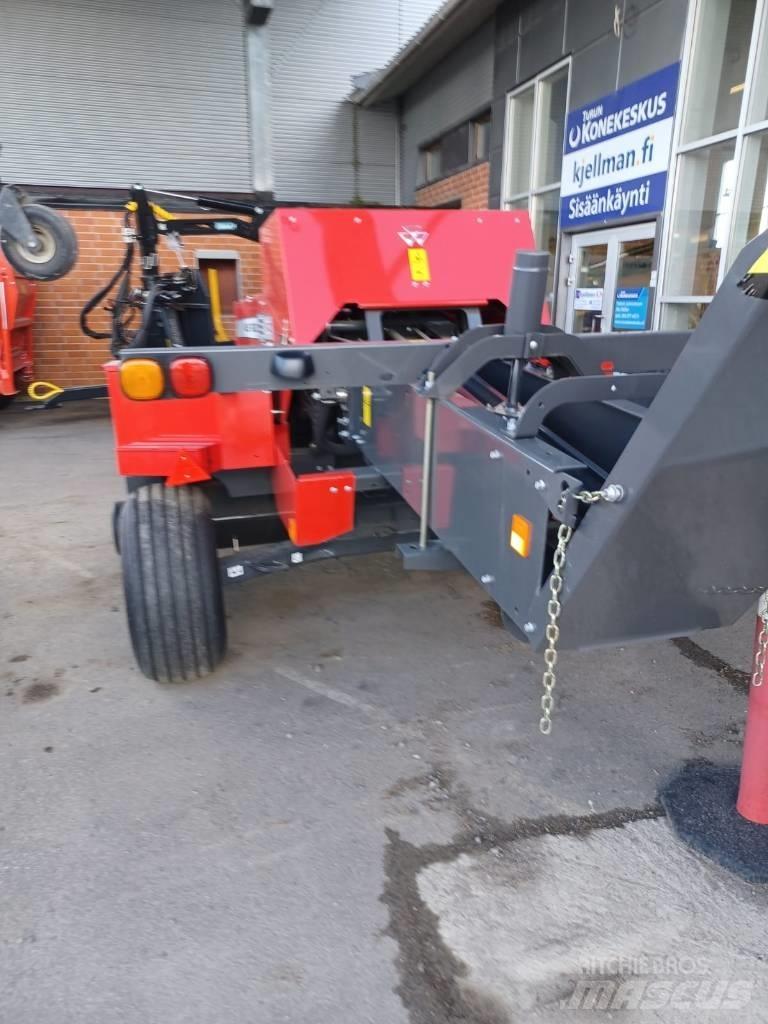Massey Ferguson 1840 Vierkante balenpers