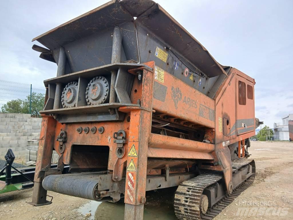 Arjes Titan 900 Shredders