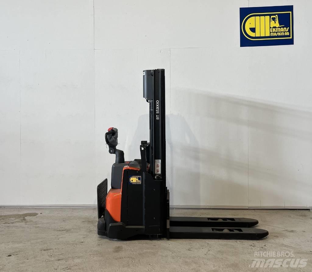 BT Truck SWE120L Stapelaar meeloop