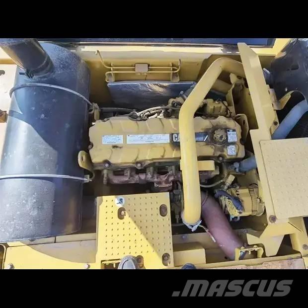 CAT 330 D Rupsgraafmachines