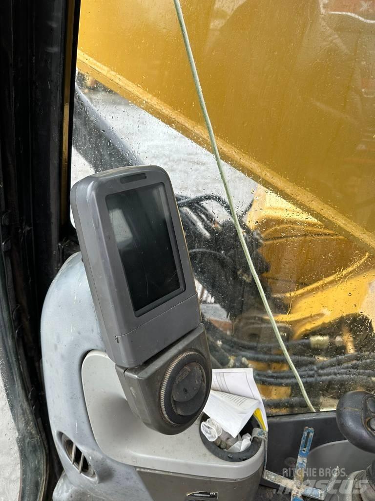 CAT 325DL Rupsgraafmachines