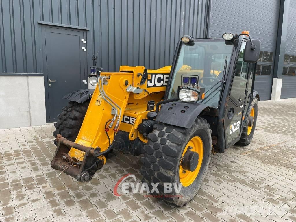 JCB 527-58 AgriPlus Verreikers voor landbouw