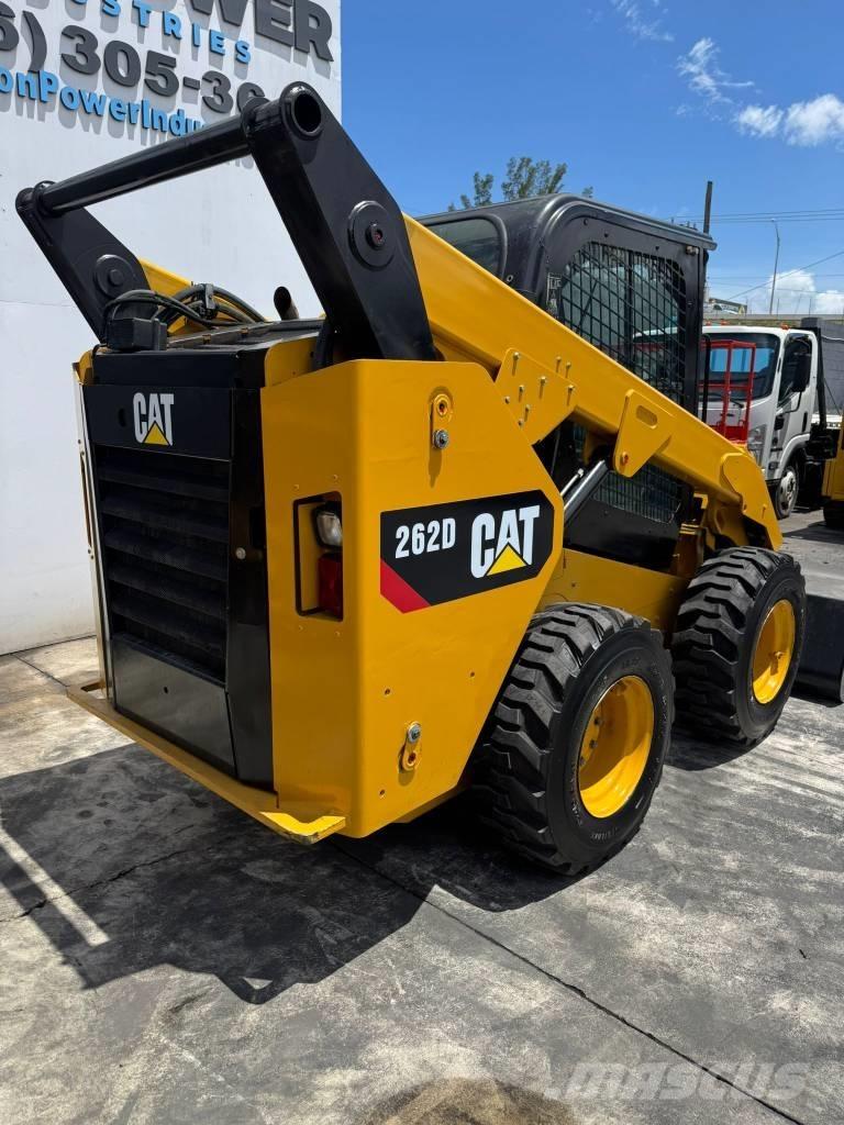 CAT 262 D Schrankladers