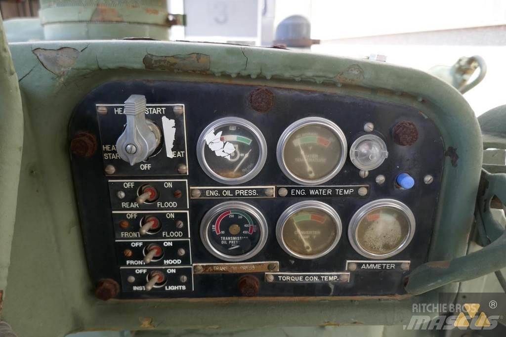CAT D7F Ex-army Rupsdozers